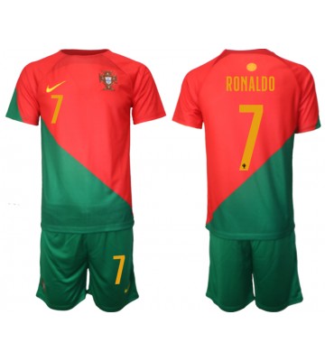 Portugal Cristiano Ronaldo #7 babykläder Hemmatröja barn VM 2022 Korta ärmar (+ Korta byxor)